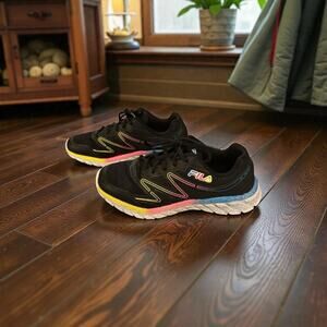 Girls' Fila Sneakers -‎ Size 3 - Excellent Condition